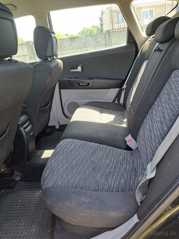 Kia Cee'd 1.6 CRDi 16V 85KW r.v.: 2008 - 9