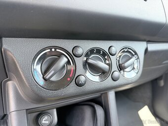 Suzuki Swift 1.3 - 9