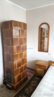 Na predaj rodinný dom s veľkým pozemkom v obci Vaľkovce - 9