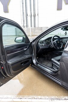 BMW Rad 7 740d - 9
