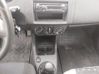 Suzuki Swift 1.3 GS ABS, A/C - 9