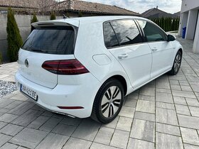 Volkswagen Golf elektro - 9