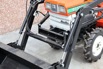 Traktor Kubota B1702 - 9