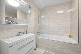Výnimočný a luxusný, nový 4-izb. byt, centrum Záh. Bystrice - 9