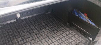 Vw Jetta 1.9 TDI 77 Kw r.v.2005 208xxx - 9
