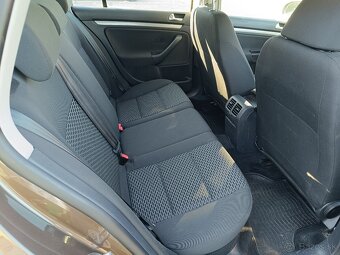 Predám VW Golf VI Variant 1.6 TDI - 9