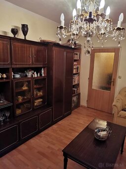 Veľký 2 izbový s loggiou - 9