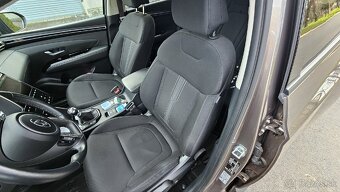 Hyundai Tucson 1.6 - 9