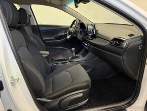 Hyundai i30, 1,0 T-GDI Smart kombi 120HP MT rv.3/2023 ZÁRUKA - 9