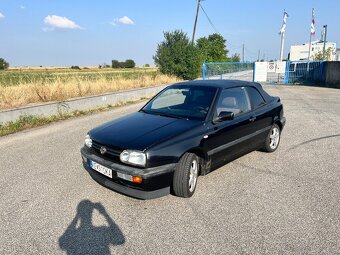 Volkswagen Golf Cabrio (kožená strecha) - 9
