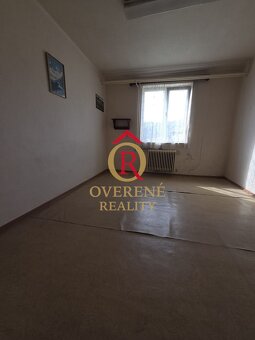 OVERENÉ REALITY - ponúkame exkluzívne na predaj priestrannú  - 9
