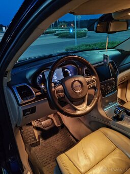 Jeep Grand Cheerokee 184 KW - 9