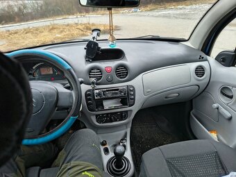 Citroën C3 1.1l benzín r.v.2004 - 9