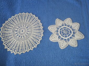 vyšívané a hačk obrusy  cibulak závesy zaclony - 9