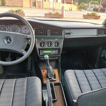 Mercedes-Benz w201 250d - 9
