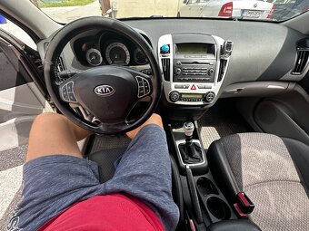 Kia ceed 1,6 DIESEL - 9