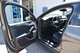 Ford Focus Kombi 1.0 EcoBoost 125k Titanium - 9