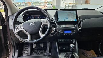 Hyundai ix35 2.0 CRDi VGT Premium 4x4 - 9