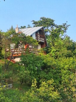 Murovaná chata s pozemkom 1.213 m2, Beckov - 9