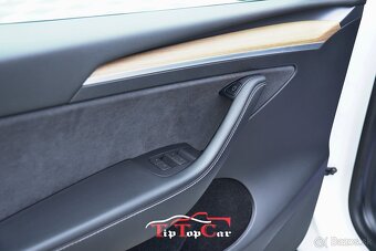 ⏩ Tesla Model Y 75kWh Long Range AWD - 9