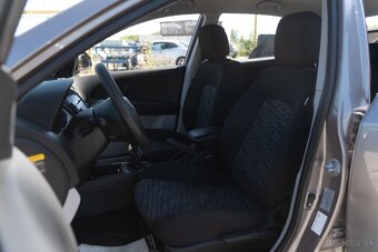 Kia Ceed 1.6 CRDi VGT LX - 9