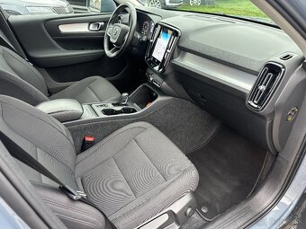 VOLVO xc40 T2-AUTOMAT-RV:2021--165tis km--1.5 Benzín - 9