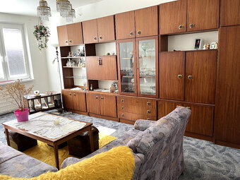 Priestranný a slnečný trojizbový byt na Dolinkách, Detva - 9