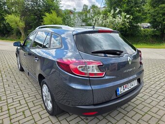 Renault Megane Grandtour 1.5,kúpené na SK - 9
