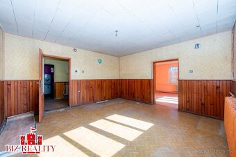 NA PREDAJ | Rodinný dom Drietoma, časť Brúsne - 9