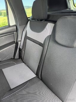 Predám daciu Duster 1.5 dci 2016 - 9
