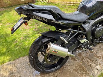 Yamaha FZ6 - 9