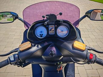 Yamaha TMAX 500 - 9