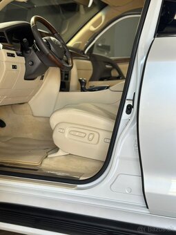 Lexus LX 450D - 9