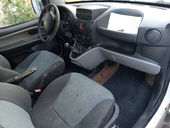 Fiat Doblo 1,9 JTd, rok výroby 2006 - 9