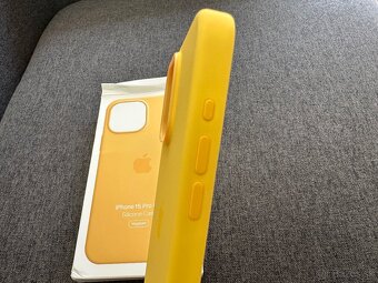 TOP iPhone 15 Pro Max - 9