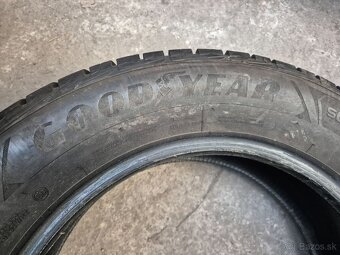 215/65 r17 zimné 4 ks GOODYEAR dezén 8,3 - 7,1 mm - 9