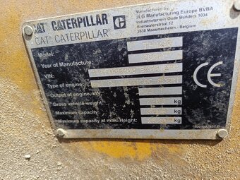 Caterpillar TH406 - 9
