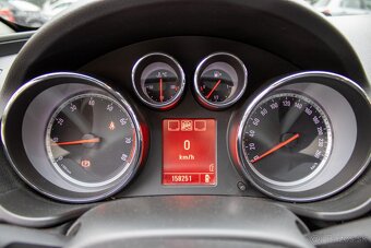 Opel Insignia ST OPC Line 162kW - 9