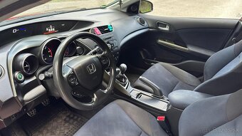 Honda Civic - 9