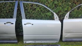 Nissan X-Trail II 2 T31 2007 - 2014 - predne dvere - 9