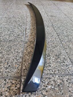 SKODA OCTAVIA II spoiler kridlo lipko na kufor - 9