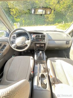 Suzuki Vitara - 9