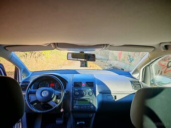 VOLKSWAGEN TOURAN 1.9TDI TRENDLINE DSG  ZA SUPER CENU - 9