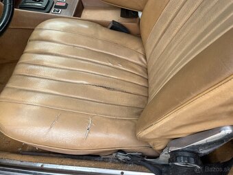 Mercedes SL 350 W107 - 9
