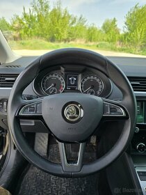 Škoda Octavia Combi 1.6 TDI 115k PLNE POJAZDNE - 9