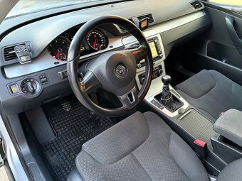 VOLKSWAGEN PASSAT VARIANT 2.0 TDI 103 kW CR NAVI - 9