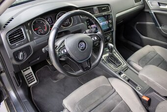 Volkswagen Golf Variant. - 9