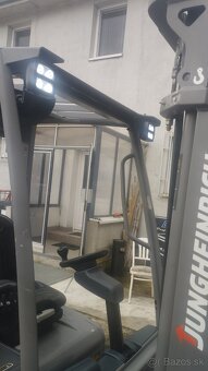VZV Jungheinrich EFG 215 r.v2016 + NABIJACKA 90A - 9