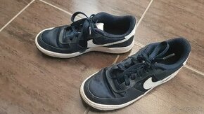 Adidas 35, Nike 36/37, 38, topanky 36 a 2x lodicky 37 - 9