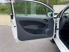 Seat Ibiza, 1.4TDI 59kW+PANORAMA - 9